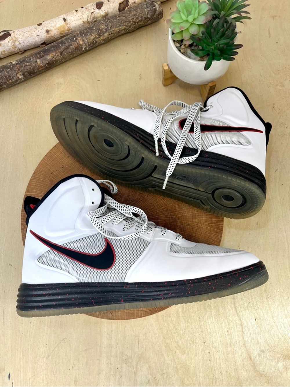 Nike Lunar Force 1 High Fuse White Black Red 12